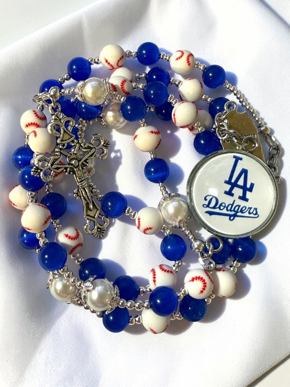 ✨ NEW Boutique LA Dodgers Baseball Stitch Rosary Necklace Sports